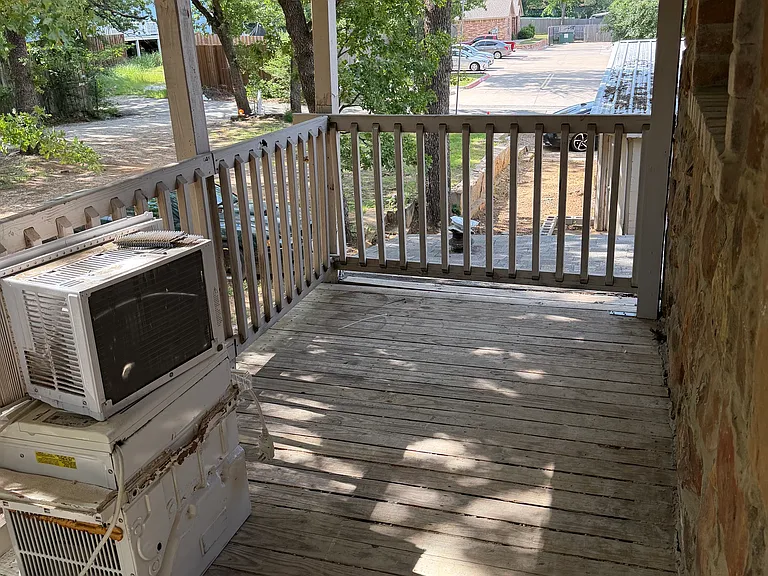 2304 N Elm St #A — Photo 12