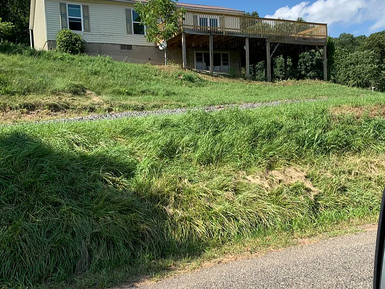 427 Ridge Rd — Photo 8
