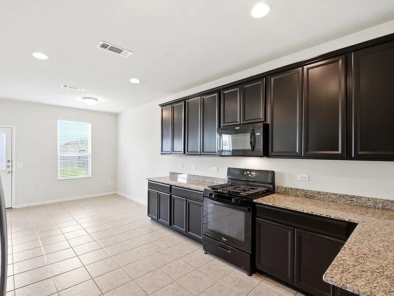 12318 Skyview Manor Dr — Photo 14
