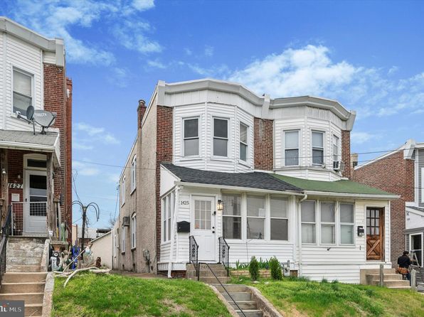 1425 Hewes Ave, Linwood, PA 19061