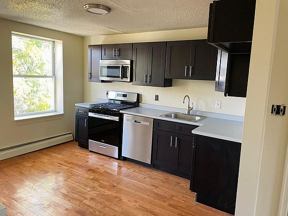 3rd image of 1037 N 4th St Floor 2