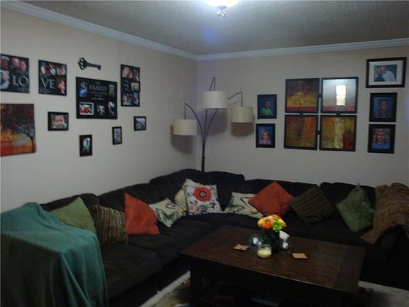 5th image of 1619 Pawnee St