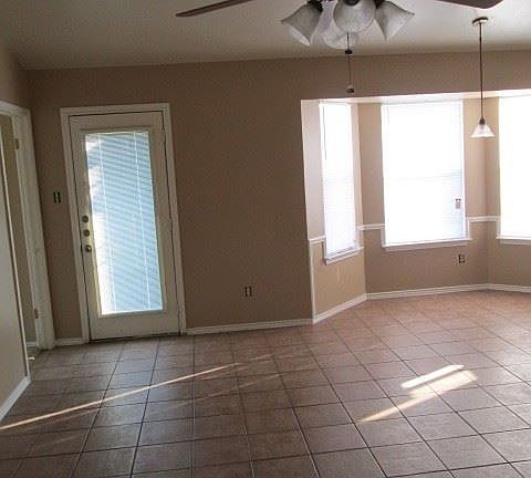 3rd image of 2508 Lain Dr