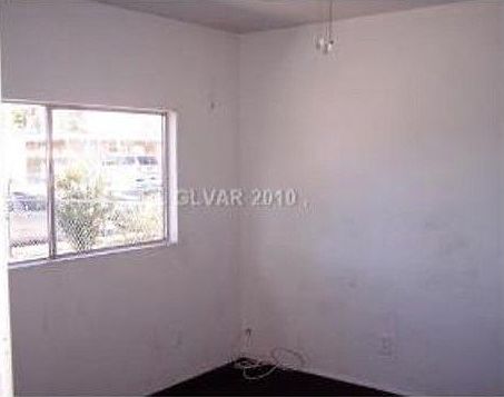 5th image of 508 Harvard St