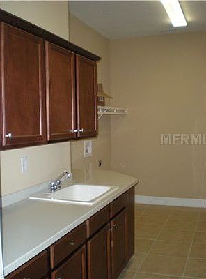 5th image of 32225 Summerglade Dr