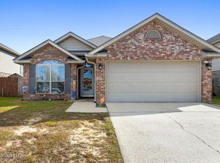 17355 Palm Ridge Dr, Diberville, MS 39540
