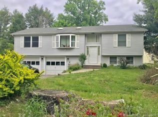 326 N Main St, Ansonia, CT 06401