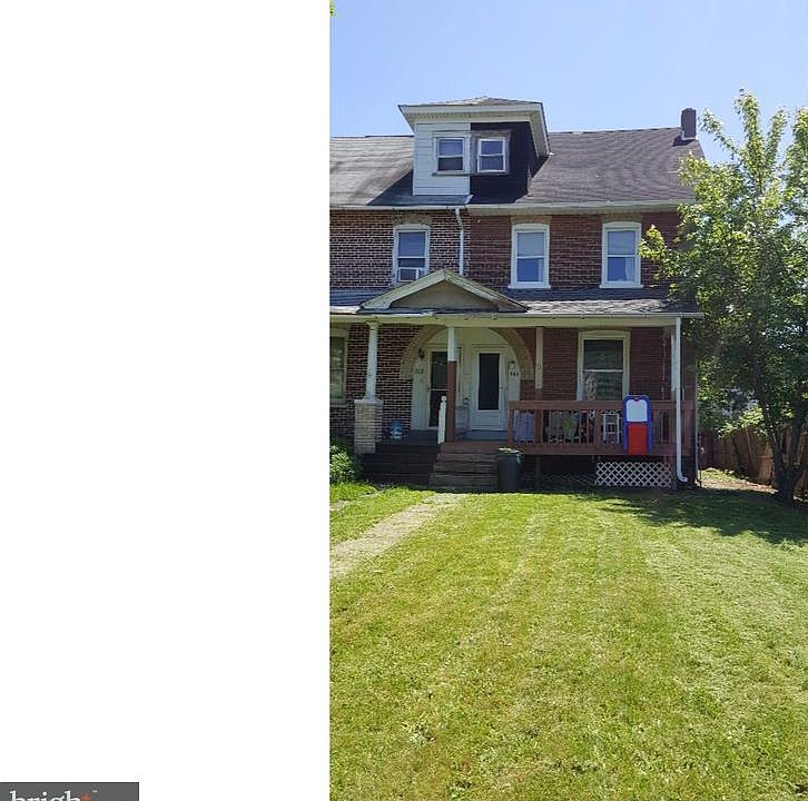 2nd image of 161 S Main St