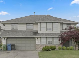 3302 Firhill Dr, Abbotsford, BC V2T5L4