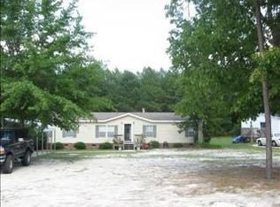 124 Indian Trace Ct, Gilbert, SC 29054