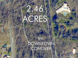 612 3rd Ave NW, Conover, NC 28613