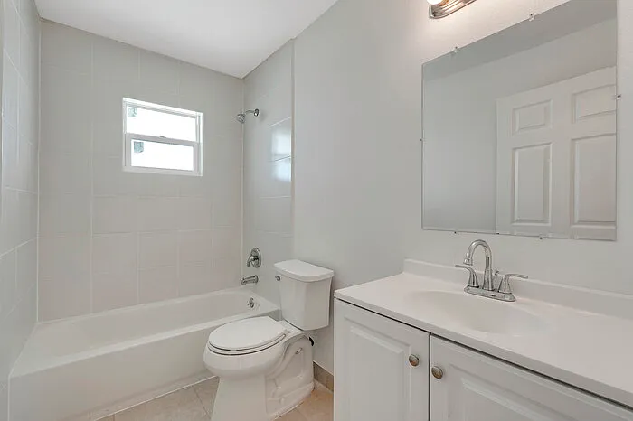 3237 Avenue J #Q — Photo 4