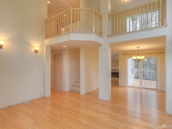 3rd image of 5443 Trosper Lake St SW