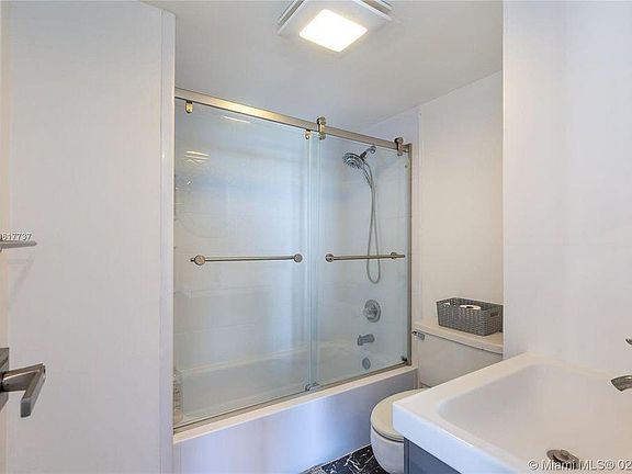 3rd image of 20379 W Country Club Dr APT 1839