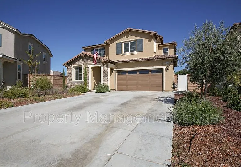 30463 Ridgely Way — Photo 3