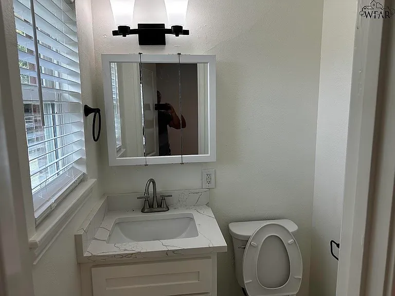 4658 Briarwood Dr — Photo 9