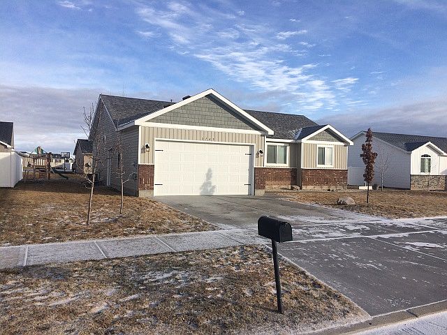 1st image of 3745 E Slate Dr