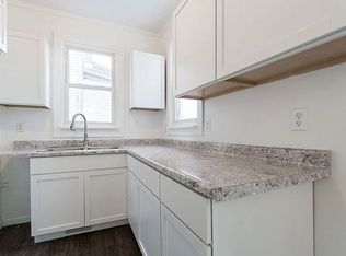 450 8th Ave SW, Cedar Rapids, IA 52404