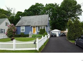 27 Ramapo Rd, Ossining, NY 10562