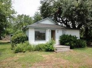 121 Gaillard Rd, Moncks Corner, SC 29461