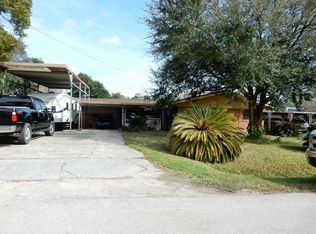 7906 Burgess Rd, Hitchcock, TX 77563