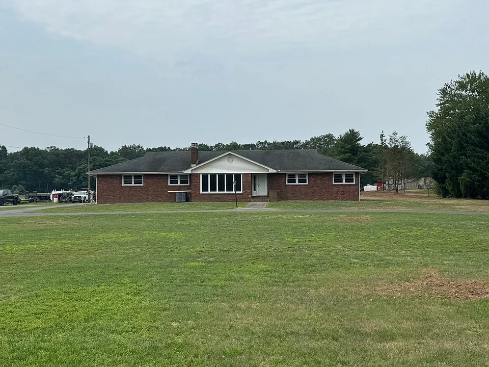 6996 Harding Hwy
