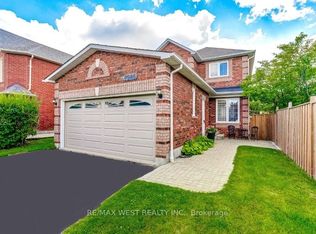 7265 Sandhurst Dr, Mississauga, ON L5N 7G8