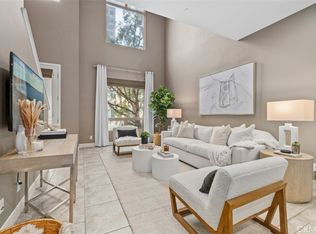 45 Soho, Irvine, CA 92612