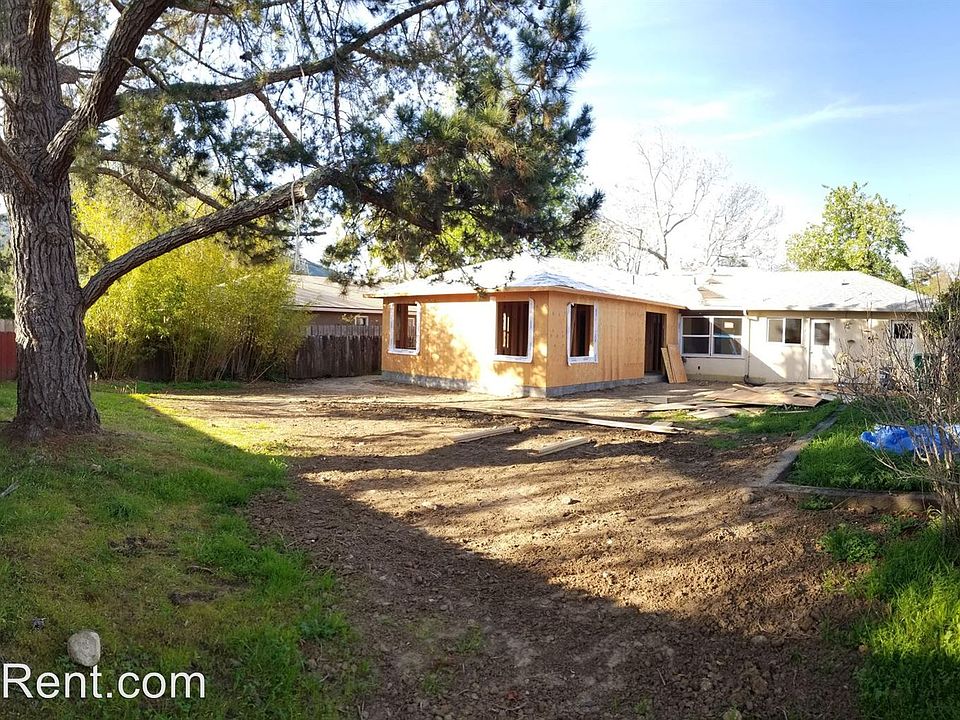 2nd image of 271 La Canada Dr