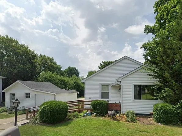 229 Pearl St, Whiteland, IN 46184