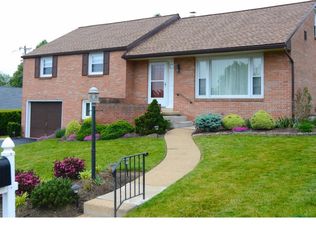 222 Grande Valley Rd, Reading, PA 19606