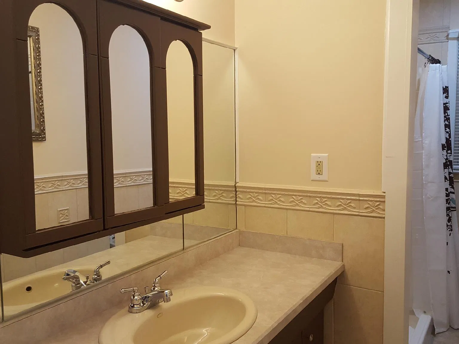 300 Spotswood Englishtown Rd — Photo 3