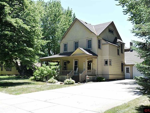 2nd image of 134 Cleveland Ave W
