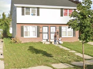 4706 N 52nd St, Milwaukee, WI 53218
