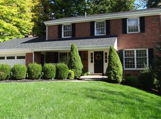 126 Oakmont Rd, Wheeling, WV 26003