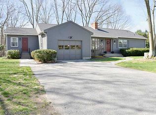 104 Woodlawn Ave, Bristol, RI 02809