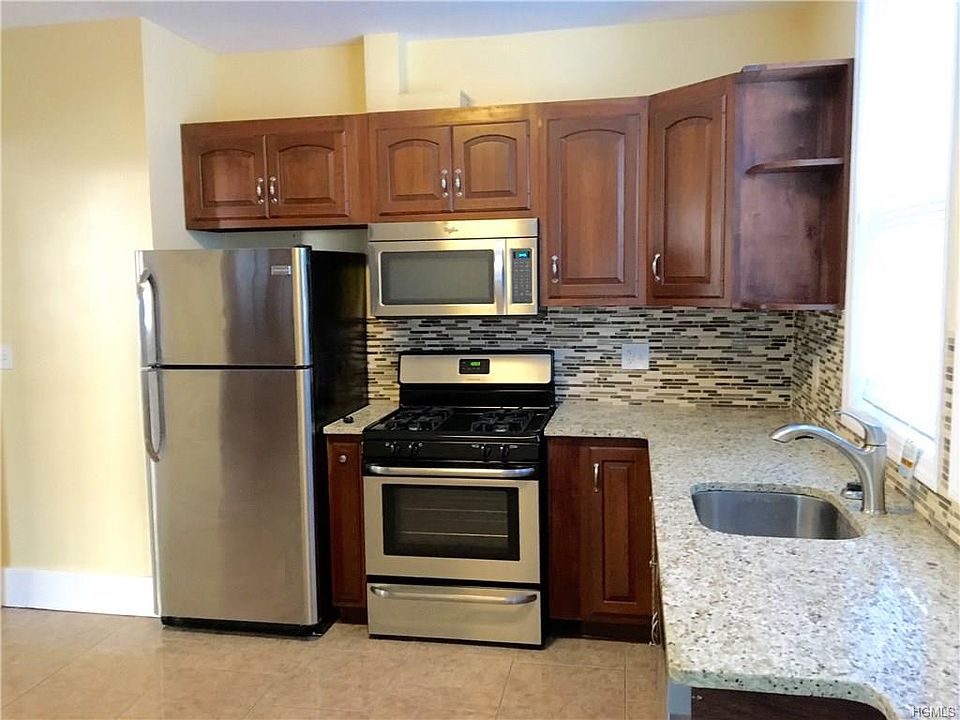 1st image of 22 Harmon St #1
