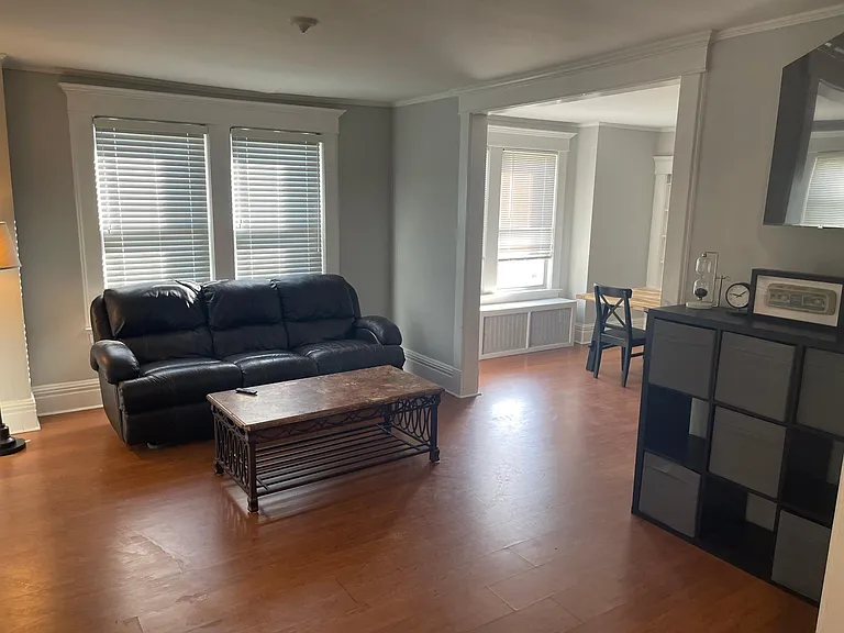 5 Rosedale Ave — Photo 4
