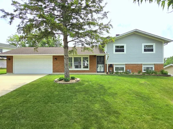 21W105 Flamingo Ln, Lombard, IL 60148