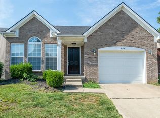 228 Fairgrounds Dr, Lexington, KY 40516