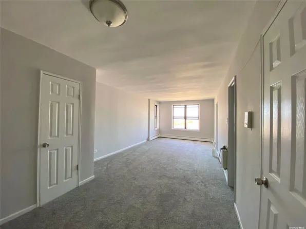 129 Beach 118th Street #6J, Rockaway Park, NY 11694