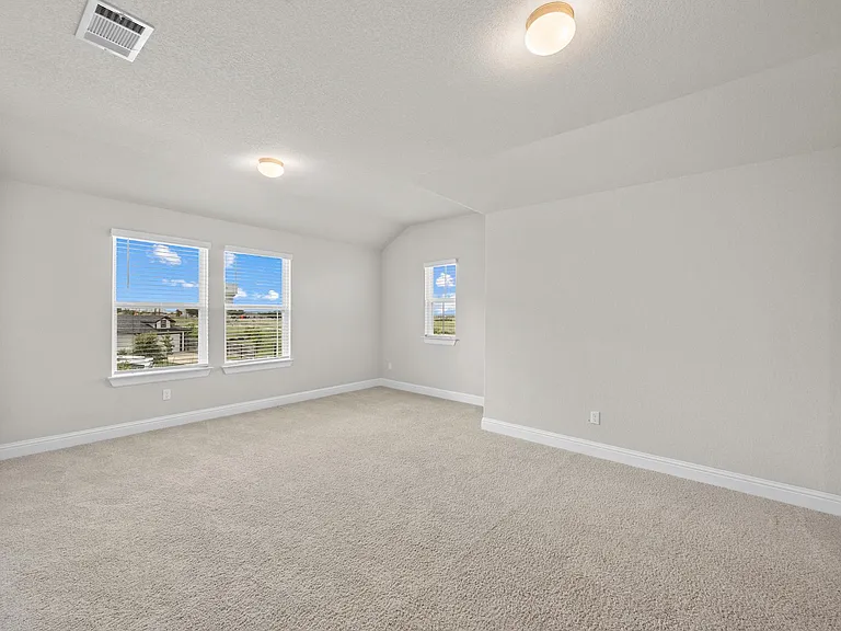 213 Graver St — Photo 22