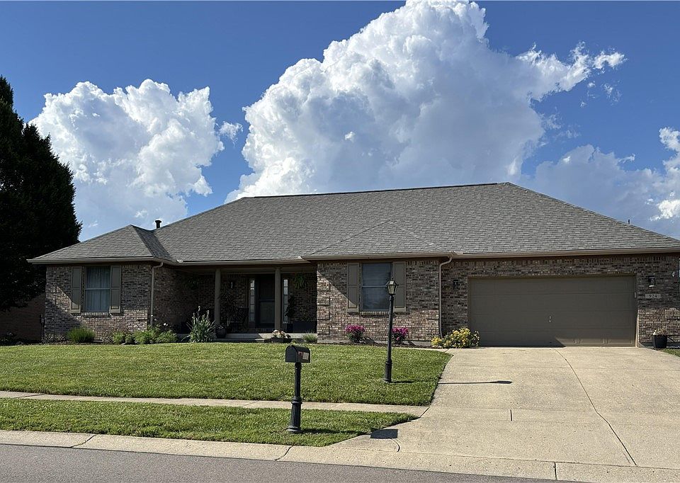 1st image of 924 Orville Way
