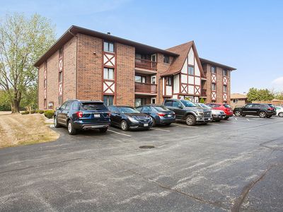 5212 W 122nd St APT 2C, Alsip, IL, 60803