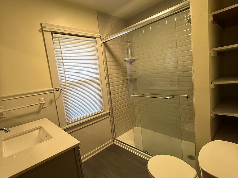 333 Laurel Blvd — Photo 7