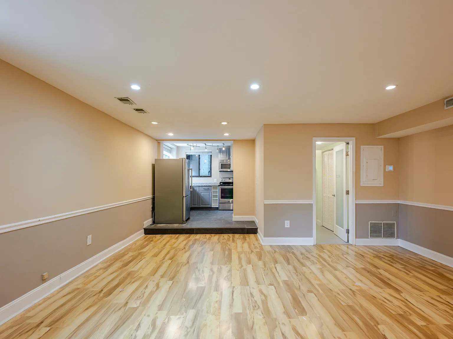 1 bed, $2,225 — Photo 2