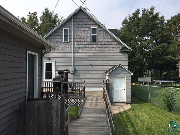 3rd image of 506 S Court Ave