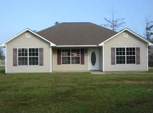 320 Venus St, Waveland, MS 39576