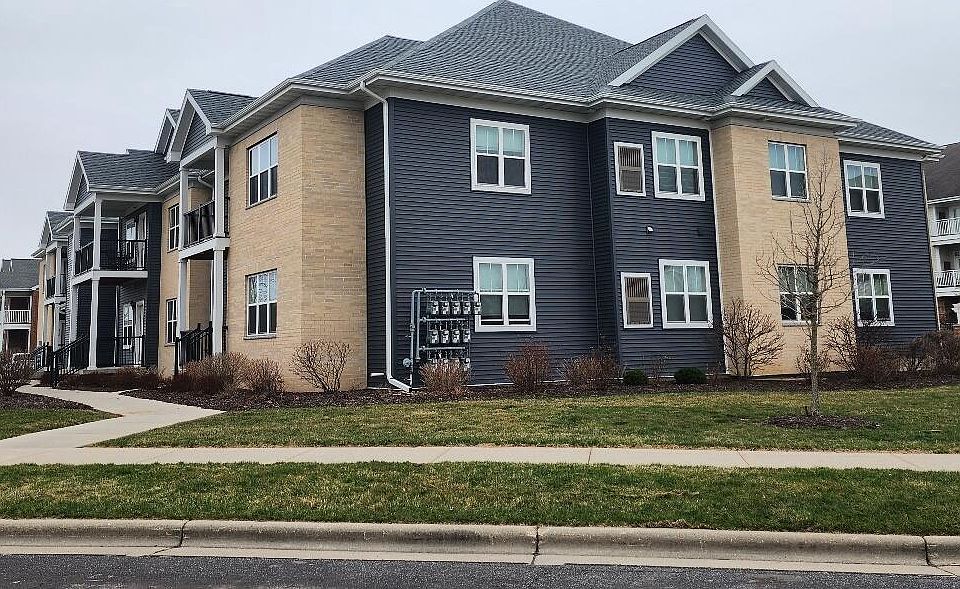 1st image of 3036 Triumph DRIVE #1174 Stonewood Cross