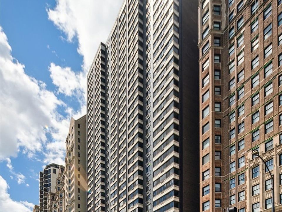 1st image of 1440 N Lake Shore Dr APT 29G